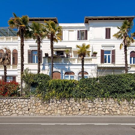 Apartman Rhea Opatija Exterior foto